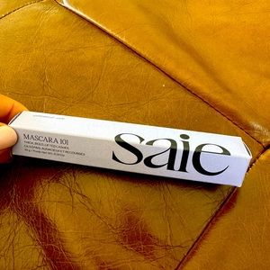 Mascara 101 by Saie